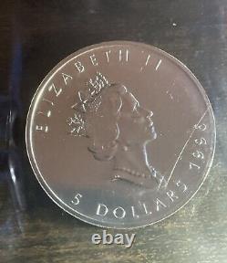 1996 1 oz Silver Canadian Maple Leaf (Brilliant Uncirculated) 5 Dollar Coin